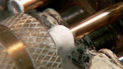 美國花幾百萬研發(fā)的太空筆技術多高端?看生產(chǎn)過程后感覺很簡單!